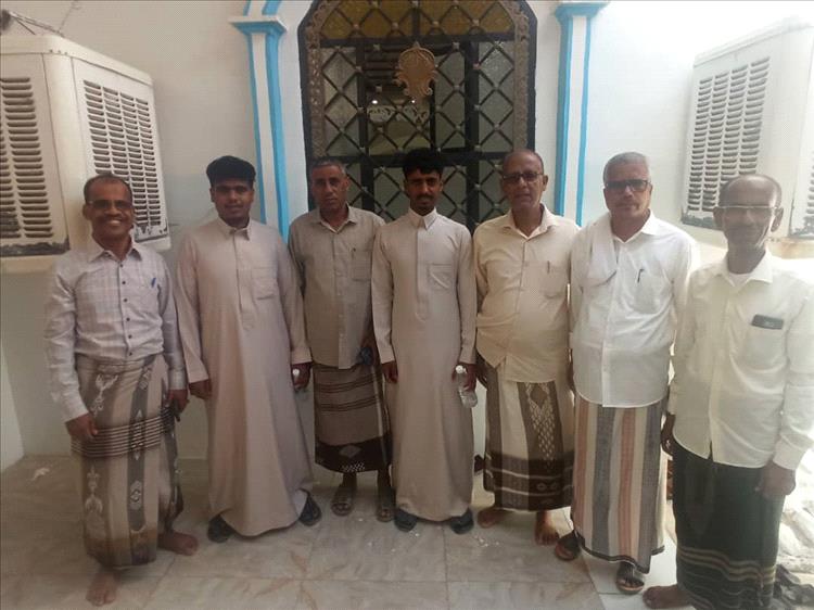 اتحاد الاعلامي الرياضي فرع وادي حضرموت يهنيء أسرة آل "بن حازب" بمناسبة زواج أبنائهم