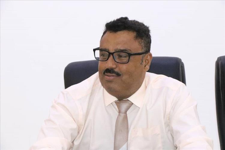 الكاتب والصحفي نجيب الكمالي يتعرض لوعكة صحية ويُنقل إلى المستشفى