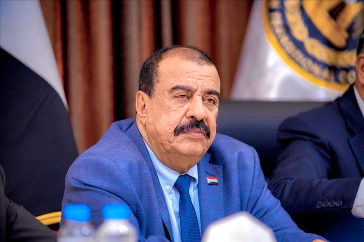 بن بريك يؤيد دعوة البحسني لتشكيل حامل سياسي حضرمي ويؤكد أن وحدة الصف الحضرمي أولوية وطنية