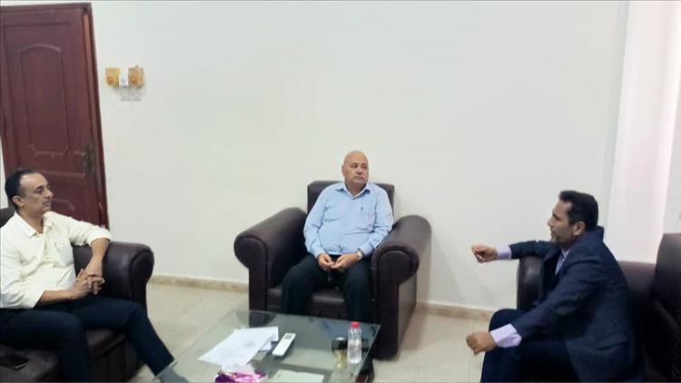 الزامكي يطلع على جهود القطاع الصحي بعدن في مكافحة الحميات وسبل مكافحة الأوبئة
