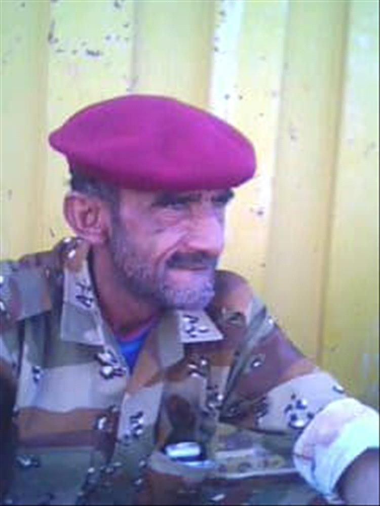 أولاد الشهيد جمال شهيل الحميدي يناشدون اللواء محمود الصبيحي باعتماد رقم عسكري وراتب لوالدهم