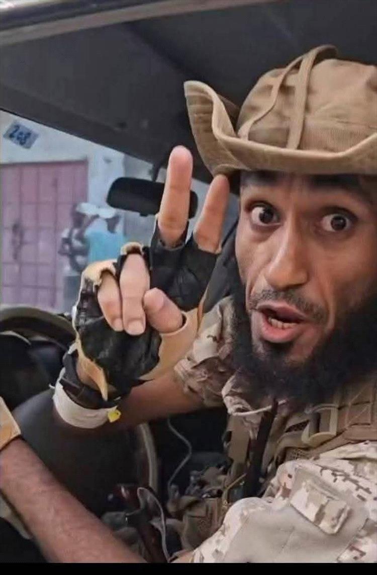 عدن الغد: إيقاف قائد مكافحة الإرهاب في أبين بتوجيهات من أبو زرعة المحرمي