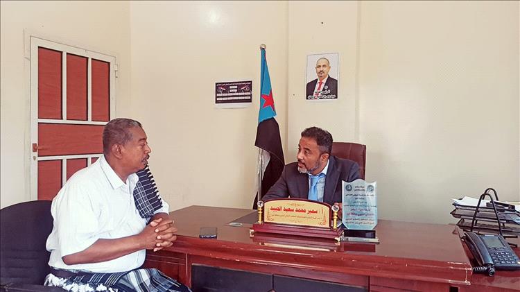 رئيس انتقالي أبين يلتقي مستشار المحافظ للشؤون الزراعية الشيخ حيدرة دحة