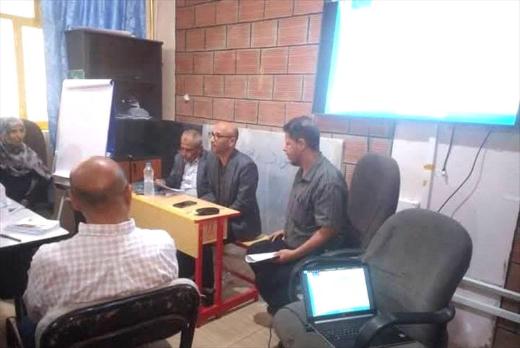 الدعيس والمقطري يدشنان ورشة تدريبية في مجال المشاريع الزراعية المبتكرة بتعز