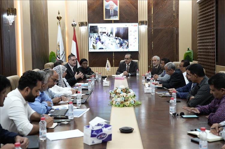 وزير الصحة يرأس اجتماع اللجنة المشتركة لوزارة الصحة ومنظمة الصحة العالمية