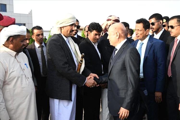 الشيخ عبود بن قمصيت المهري يدعو قيادات حضرموت إلى الحوار ويطالب الرئيس العليمي بالتدخل لحل الخلاف بين الانتقالي وحلف قبائل حضرموت