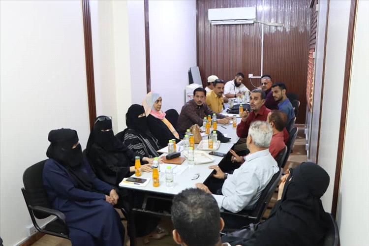 اللجنة الفنية للمعايير  تزور معهد االطيران المدني والارصاد الجوي للاطلاع على خططه المستقبلية المشتركة مع التعليم الفني عدن
