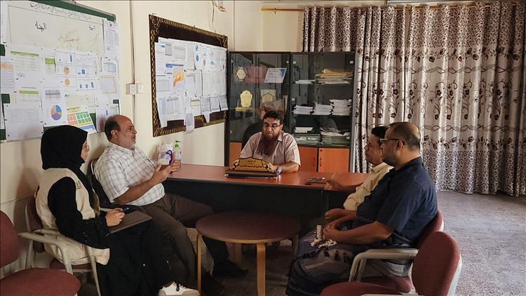 مدير عام صحة أبين يناقش تعزيز التعاون مع المؤسسة الطبية الميدانية ويشيد بتدخلاتها في تحسين الخدمات الصحية