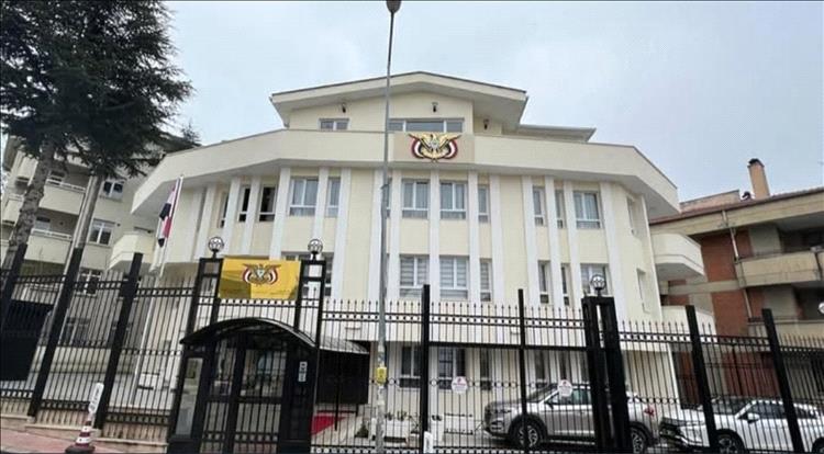 السفارة اليمنية في أنقرة تحث الجالية في إسطنبول على الحذر عقب الزلزال