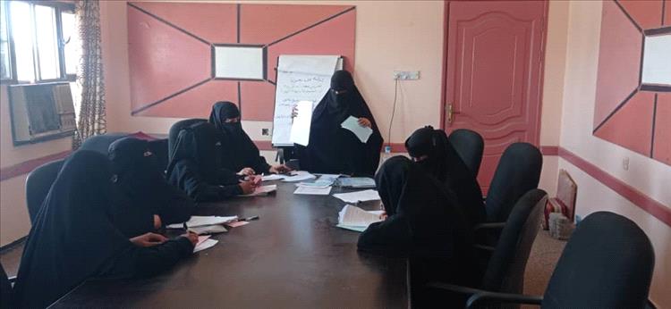إدارة رياض الأطفال بتربية لحج تنظم ورشة عمل لمعلمات روضة لبوزة