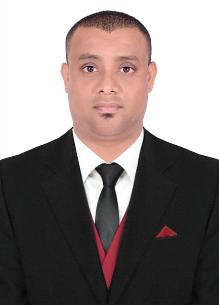 مدير مكتب بئر علي لبرنامج حضرموت للتمويل يشيد بجهود الكادر في البرنامج على ما بذلوه من جهود لخدمة المستفيدين