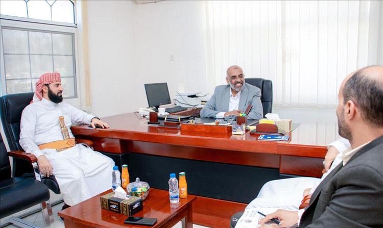لقاء تنسيقي بين الجهاز المركزي للرقابة والمحاسبة ووزارة الأوقاف لمتابعة التوصيات وتعزيز التعاون المؤسسي