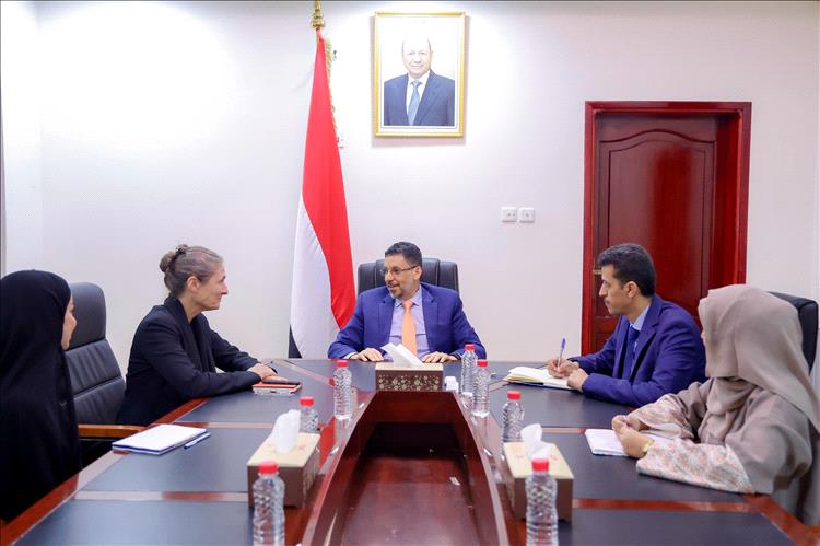 رئيس الوزراء يستقبل في عدن سفيرة هولندا لدى اليمن
