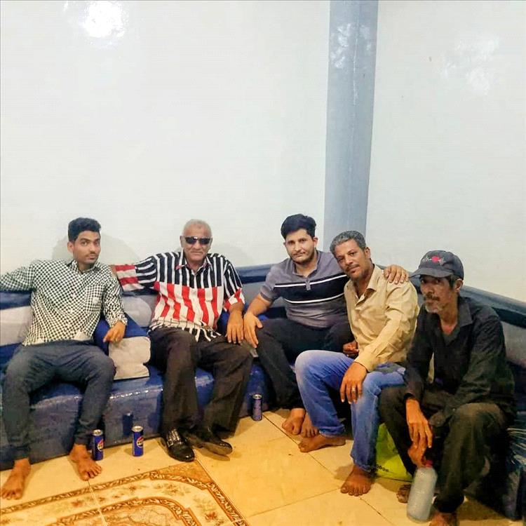 بتكليف من المحافظ لملس.. الوكيل سالم يطمئن على أسرة فقيد الإعلام "الوحصي"