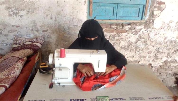 صندوق أممي: ربع الأسر النازحة في اليمن تُعيلها نساء