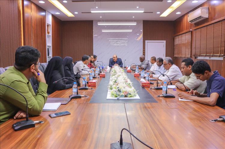 تربية ساحل حضرموت تؤكد جاهزيتها لاختبارات الثانوية العامة 2024–2025 في 153 مركزًا اختبارياً