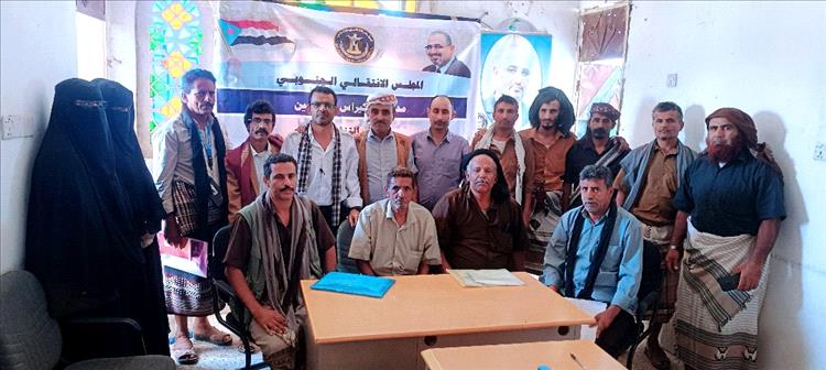 تنفيذية انتقالي مكيراس تعقد اجتماعها الدوري وتجدد دعوتها لتحرير المديرية وانهاء الاحتلال