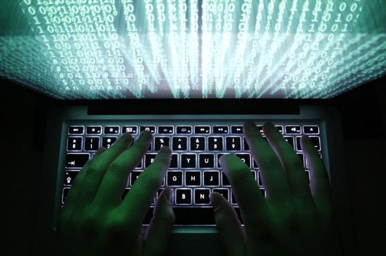 هجوم إلكتروني واسع يستهدف إيران والسلطات تتصدى بنجاح