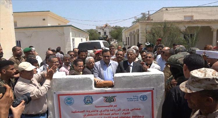 السقطري والتركي وفضيل والحالمي .. يضعون حجر الأساس ويدشنون عدد من المشاريع الأكاديمية في كلية ناصر للعلوم الزراعية جامعة لحج.
