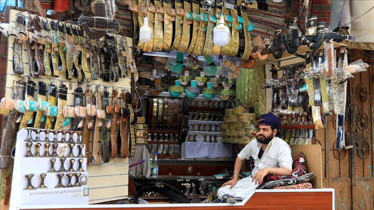 نداءات الباعة في اليمن... حين تبتكر الحاجة الكلمات