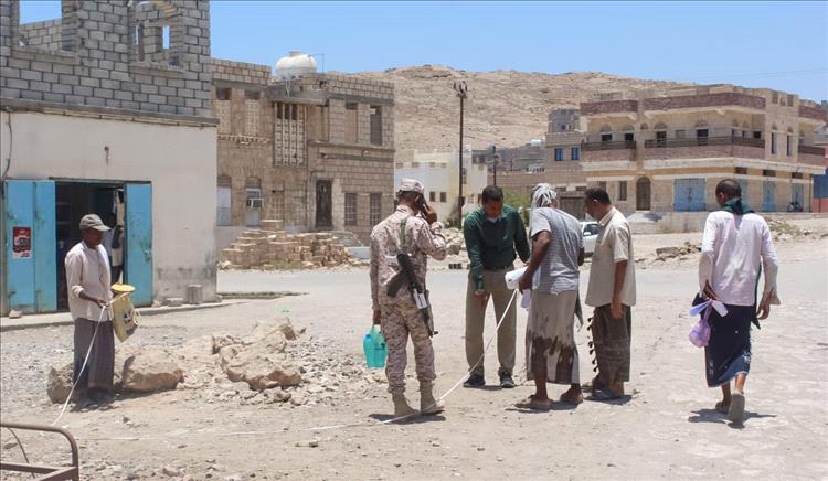 مدير عام بروم ميفع يتفقد مواقع تشجير وتزيين الشارع العام بمدينة بروم