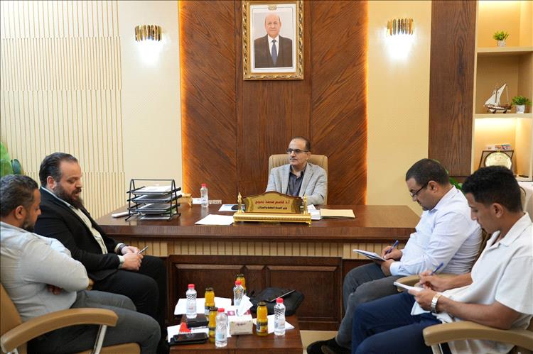 وزير الصحة يلتقي الممثل الإقليمي لمنظمة رعاية الأطفال