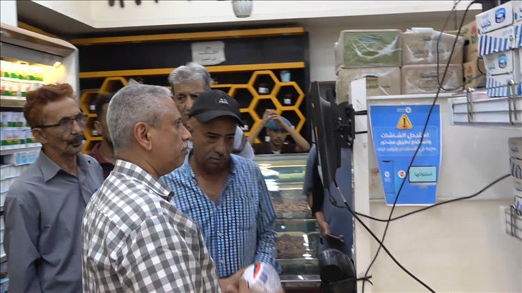 نزول ميداني واسع لمكتب الصناعة بعدن لضبط الأسعار عقب تعافي العملة الوطنية