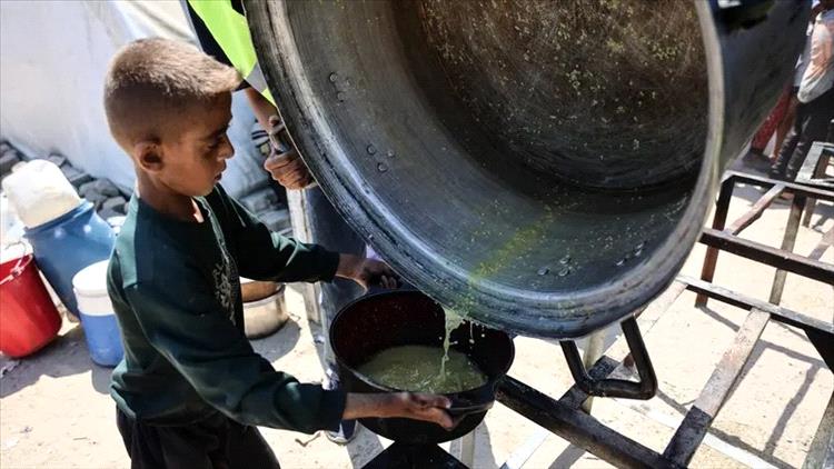 ترامب: نعمل على خطة لإطعام الناس في غزة