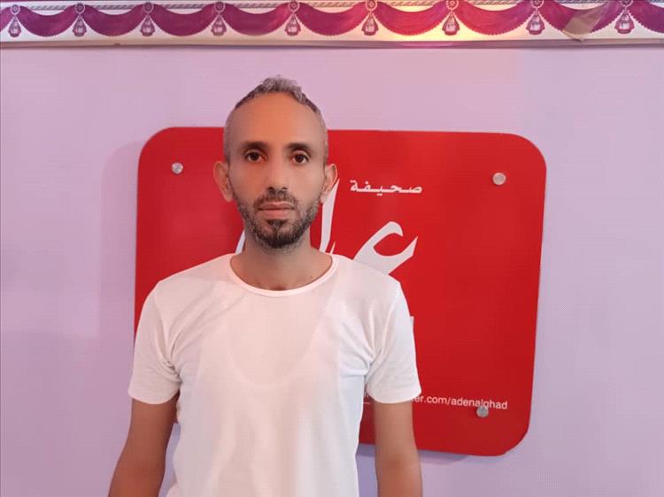 مساعد طيار مدني يطالب بالتحقيق في قضية اعتقاله من المطار وحرمانه من دورة خارجية