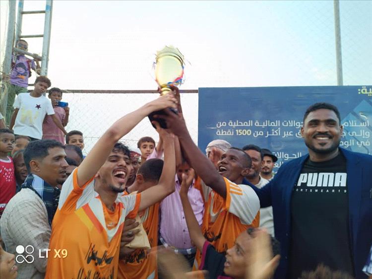 نجم المخزن بطلا" والشعلة جعار وصيفا" لدوري التنشيطي بشعار مكافحة القات والآفات