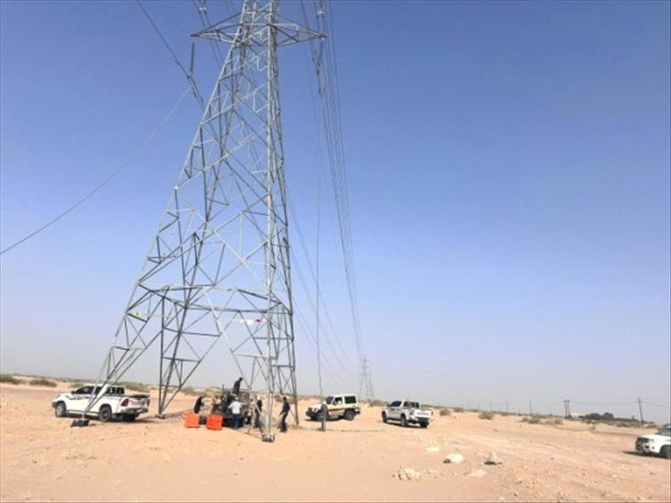 قصف حوثي يستهدف فرق صيانة كهرباء مأرب