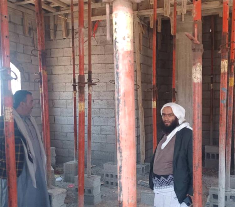 نائب مدير عام أوقاف شبوة يتفقد عددًا من المساجد في طور التعمير بتمويل مؤسسة البركة الكويتية