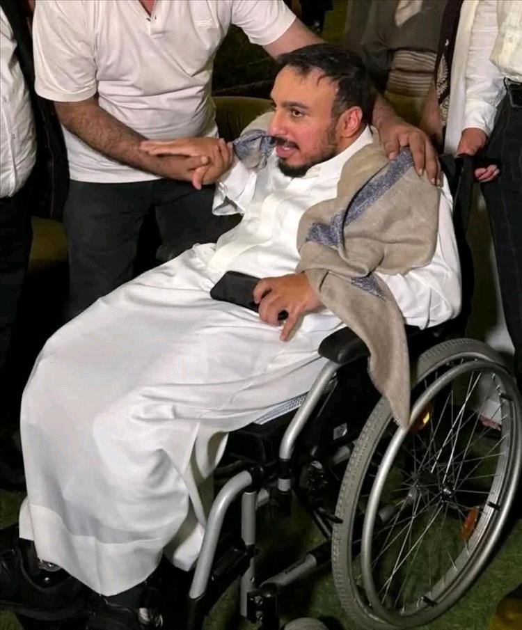 ريدان علي عبدالله صالح يظهر علناً لأول مرة: كشف الحقيقة خلف الغموض وحكمة نادرة تثير إعجاب المقربين