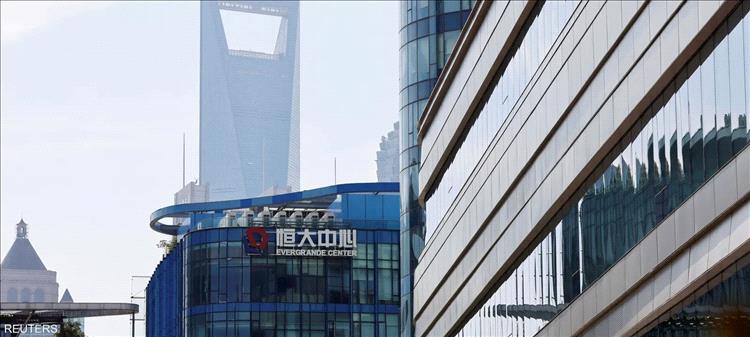 بورصة هونغ كونغ تعتزم شطب "إيفرغراند" المثقلة بالديون