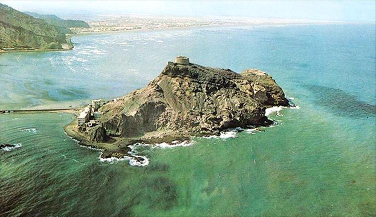 الأرصاد تتوقّع أمطاراً بأنحاء مختلفة من البلاد وطقساً مغبّراً وشديد الحرارة بالمناطق الساحلية والصحراوية