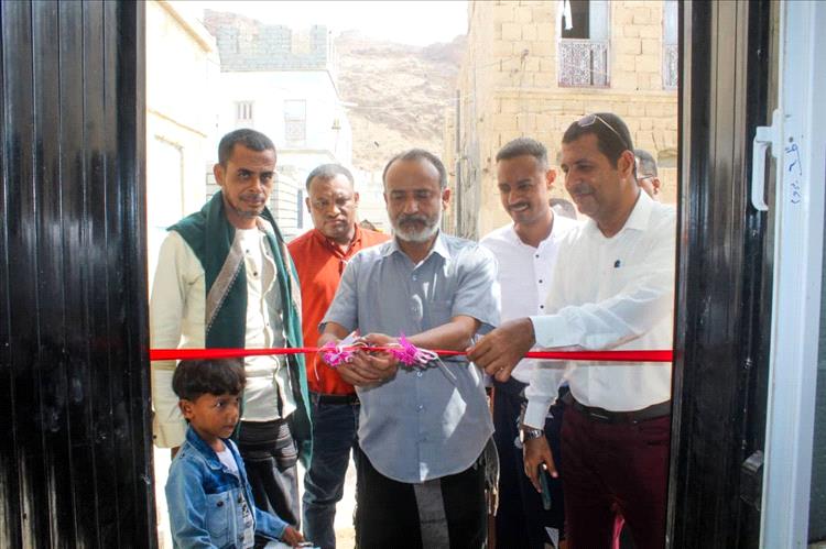 مدير عام بروم ميفع يفتتح سوق السمك في مدينة بروم.