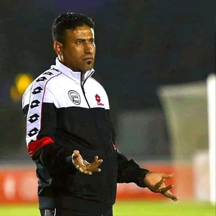 أزمة إعلاميين تطيح بقيس محمد صالح من تدريب منتخب الناشئين