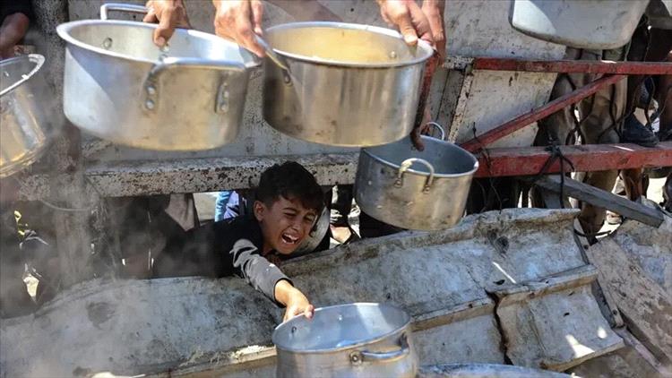 أكثر من 100 طفل قضوا جوعاً في غزة.. صور توثق المأساة