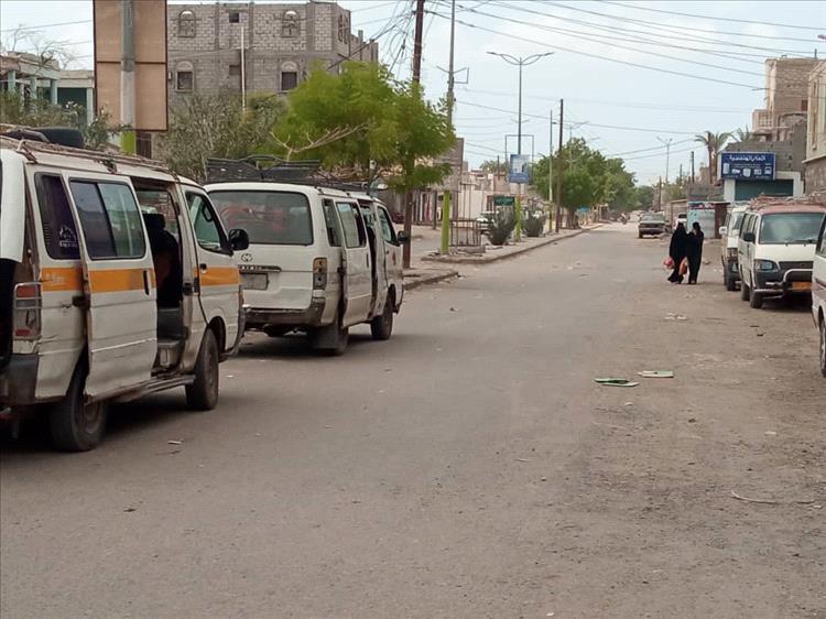 مواطنو خنفر لـ(عدن الغد): سلطة أبين المحلية (عاجزة)