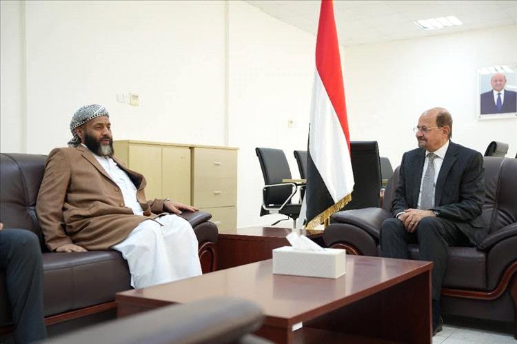 وزيرا الأوقاف والخارجية يبحثان تعزيز التنسيق المشترك وخدمة شؤون الحجاج