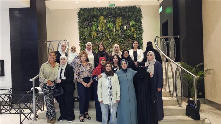 بمشاركة قاضيات يمنيات: اختتام برنامج تدريب المدربين في القيادة النسائية لقاضيات الشرق الأوسط وشمال أفريقيا في العاصمة الاردنية