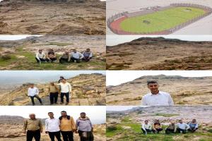 مدير عام الحصين والشباب والرياضة ينفذان نزولاً ميدانياً إلى موقع إنشاء ملعب جديد في منطقة حرير