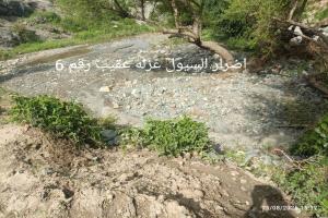 سيول الأمطار تخلف اضرار بمنطقة عقيب بحجر في مديرية الضالع