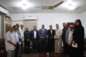 الوزير الزعوري يطّلع على انشطة نادي رجال المال والأعمال بالعاصمة عدن