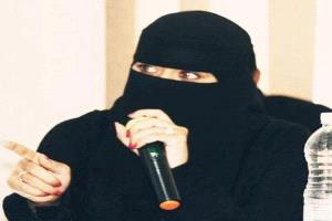 نجمة الإعلام الحضرمي صفاء عمر في حوار خاص: “الصدق مع النفس والجمهور أهم مهارات الصحفي