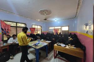 مدرسة نجمة الممدارة الحديثة تقيم دورات تدريبية وتأهيلية لطاقمها التعليمي