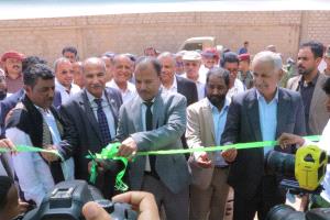 الوكيل العامري يفتتح المعرض الفني والخيمة التسويقية والقرية التراثية ضمن فعاليات مهرجان النخيل والتمور بوادي حضرموت