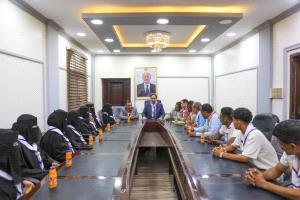الوزير البكري يستقبل عدد من قيادات الكشافة والمرشدات بعدن