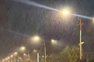 يحدث الآن: هطول أمطار غزيرة في عدن