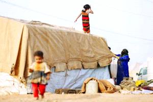 مأرب تتصدر المشهد.. نزوح داخلي يطال 10 آلاف شخص منذ بداية 2025